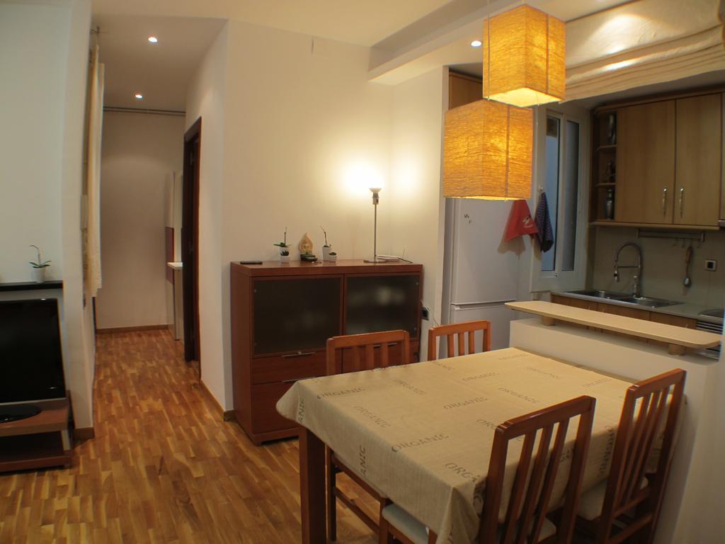 Barcelona4Seasons - Miro Apartment Exterior photo